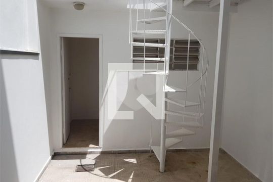 Casa à venda com 2 quartos, 107m² em Parque Colonial, São Paulo
