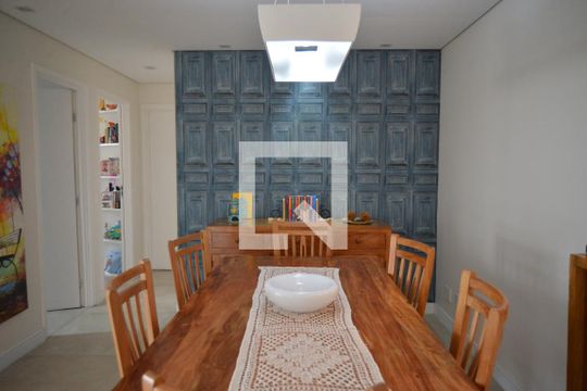 Sala de apartamento à venda com 3 quartos, 90m² em Vila Floresta, Santo André