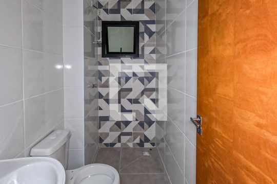 Banheiro de kitnet/studio à venda com 2 quartos, 40m² em Jardim Maristela, São Paulo
