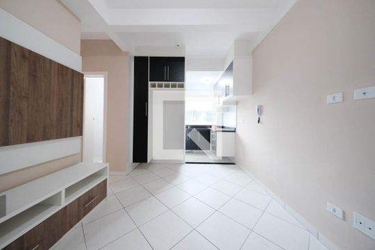 Sala/Cozinha de apartamento à venda com 2 quartos, 39m² em Jardim Coimbra, São Paulo