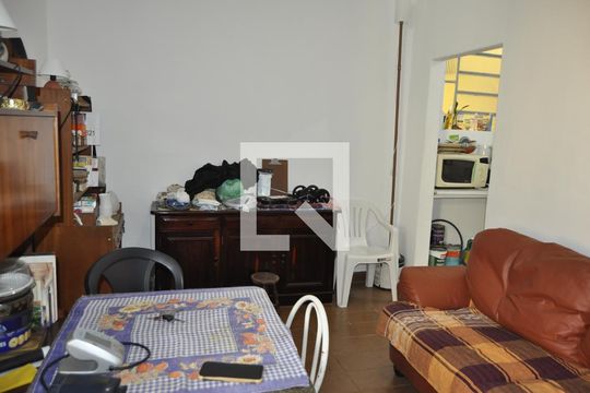 Sala de casa à venda com 3 quartos, 75m² em Piedade, Rio de Janeiro