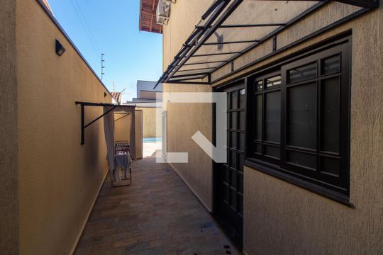 Área comum de casa à venda com 3 quartos, 220m² em Parque Alto Taquaral, Campinas