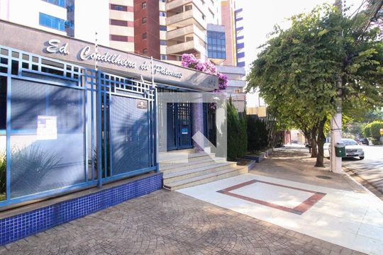 Fachada de apartamento para alugar com 4 quartos, 290m² em Jardim Avelino, São Paulo