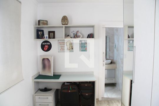 Suíte 3 de casa para alugar com 3 quartos, 240m² em Parque Renato Maia, Guarulhos