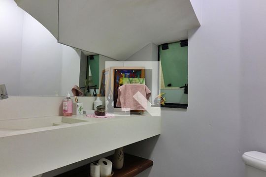 Lavabo da Sala de casa para alugar com 3 quartos, 370m² em Nova Petrópolis, São Bernardo do Campo