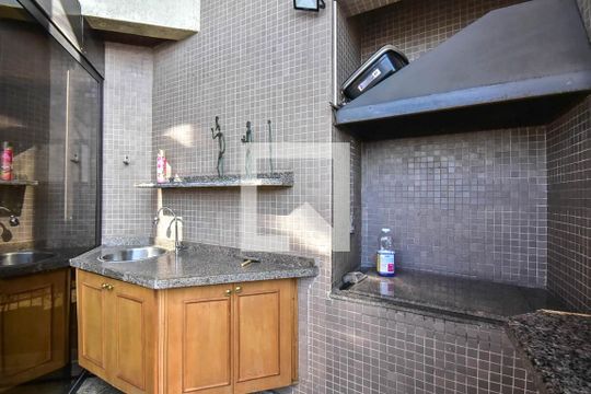 Varanda Churrasqueira de apartamento para alugar com 4 quartos, 228m² em Morumbi, São Paulo