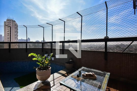 Varanda de apartamento para alugar com 4 quartos, 228m² em Morumbi, São Paulo