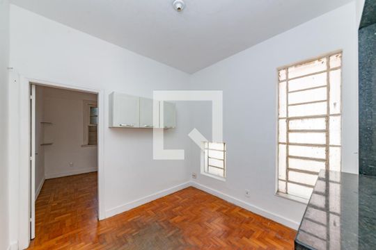 Sala de apartamento para alugar com 3 quartos, 65m² em Centro, Belo Horizonte