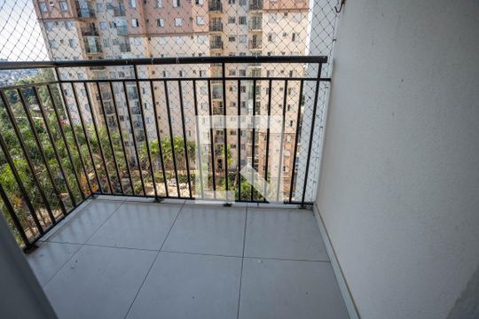 Varanda da sala de apartamento para alugar com 3 quartos, 64m² em Centro, Diadema