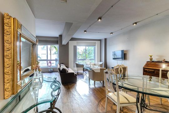 Sala de casa de condomínio à venda com 2 quartos, 107m² em Higienópolis, São Paulo