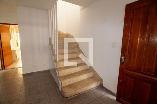 Escada de casa à venda com 3 quartos, 125m² em Campo Belo, São Paulo