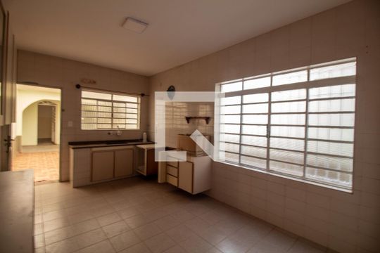 Cozinha de casa à venda com 3 quartos, 125m² em Campo Belo, São Paulo