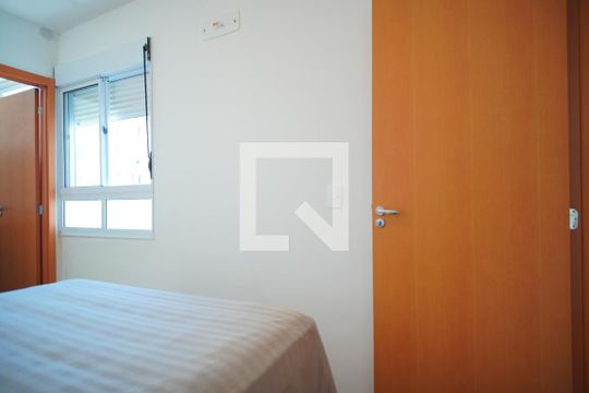 Suíte de apartamento à venda com 2 quartos, 54m² em Jardim Carvalho, Porto Alegre