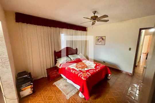 Quarto 1 de casa à venda com 2 quartos, 125m² em Parque Continental Iii, Guarulhos