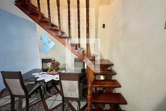 Sala de casa à venda com 2 quartos, 125m² em Parque Continental Iii, Guarulhos