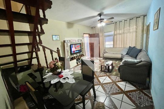 Sala de casa à venda com 2 quartos, 125m² em Parque Continental Iii, Guarulhos