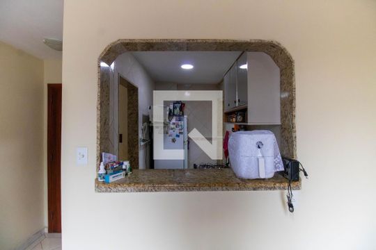 Cozinha de apartamento à venda com 2 quartos, 60m² em Cubango, Niterói