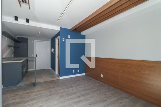 Sala / quarto de kitnet/studio à venda com 1 quarto, 29m² em Auxiliadora, Porto Alegre