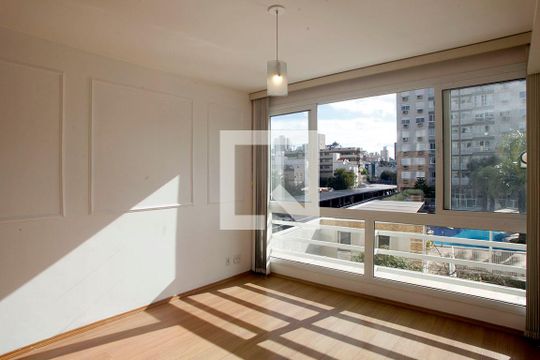 Sala de apartamento para alugar com 3 quartos, 93m² em Jardim Botânico, Porto Alegre