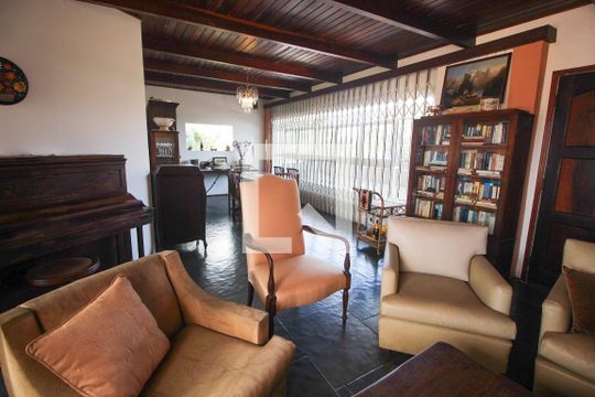 Sala de casa à venda com 4 quartos, 390m² em Jardim Londrina, São Paulo