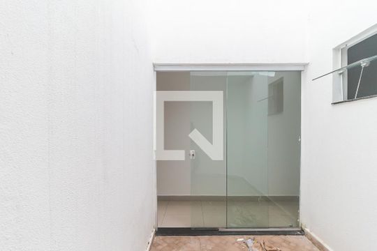 Sala/Jardim de Inverno de casa para alugar com 3 quartos, 690m² em Jardim Sao Pedro, Mogi das Cruzes