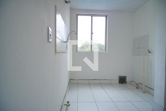 Cozinha de apartamento à venda com 2 quartos, 38m² em Parque Santa Fé, Porto Alegre