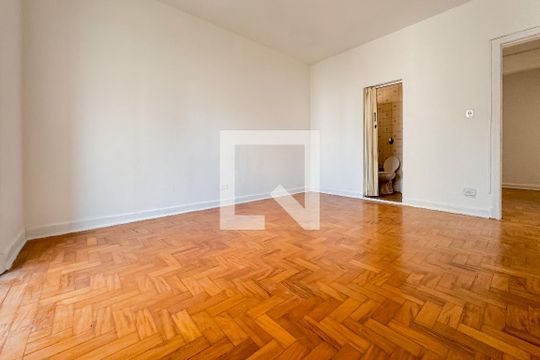 Suíte de apartamento à venda com 3 quartos, 129m² em Vila Mariana, São Paulo