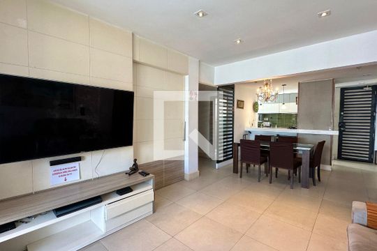 Sala de apartamento para alugar com 2 quartos, 90m² em Copacabana, Rio de Janeiro