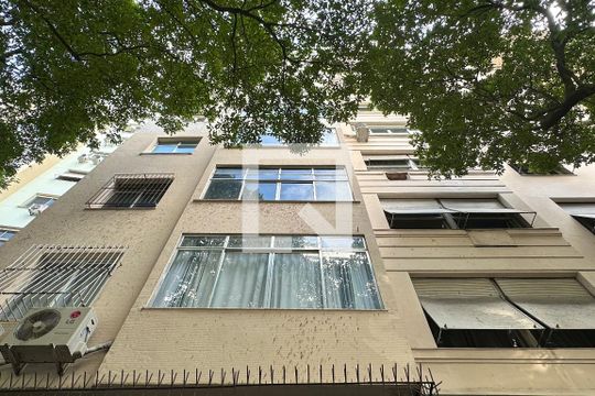 Fachada de apartamento para alugar com 2 quartos, 90m² em Copacabana, Rio de Janeiro