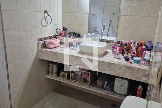 Casa à venda com 3 quartos, 120m² em Vila Guarani (Zona Sul), São Paulo