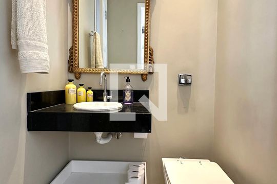 Lavabo de apartamento à venda com 3 quartos, 167m² em Copacabana, Rio de Janeiro