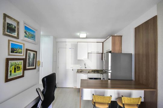 Cozinha de apartamento à venda com 1 quarto, 40m² em Panamby, São Paulo