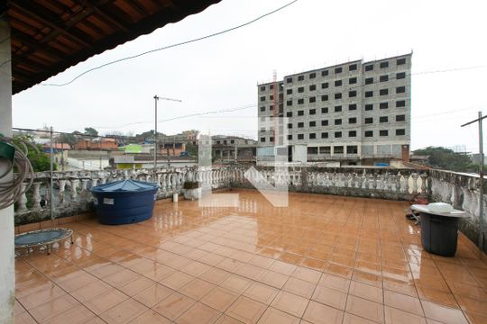 Área comum de casa à venda com 4 quartos, 124m² em Jardim Beatriz (zona Leste), São Paulo