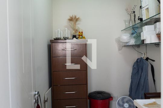 Quarto de apartamento à venda com 4 quartos, 172m² em Vila Regente Feijó, São Paulo