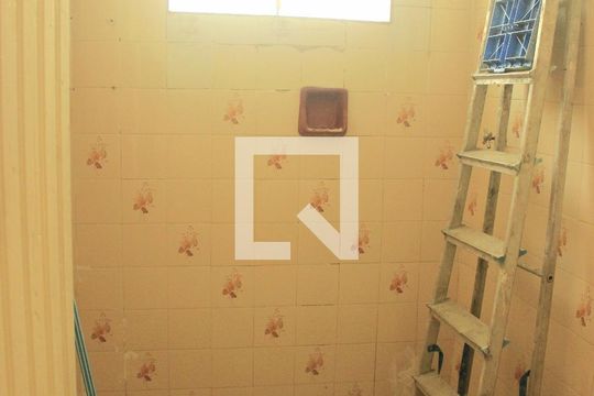 Banheiro Social de casa para alugar com 1 quarto, 50m² em Jardim Bom Clima, Guarulhos