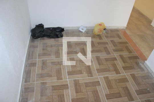 Sala de casa para alugar com 1 quarto, 50m² em Jardim Bom Clima, Guarulhos