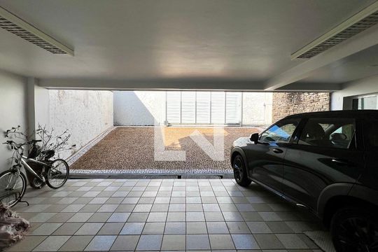 Garagem de casa à venda com 5 quartos, 690m² em Jardim Paulista, São Paulo