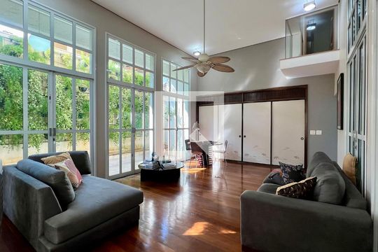 Sala de casa à venda com 5 quartos, 690m² em Jardim Paulista, São Paulo