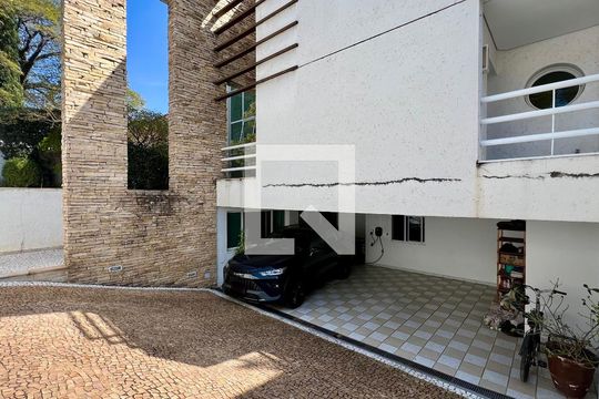 Garagem de casa à venda com 5 quartos, 690m² em Jardim Paulista, São Paulo