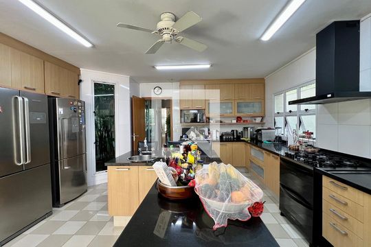 Cozinha de casa à venda com 5 quartos, 690m² em Jardim Paulista, São Paulo