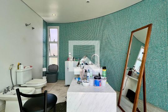 Banheiro da Suíte 3 Ele de casa à venda com 5 quartos, 690m² em Jardim Paulista, São Paulo