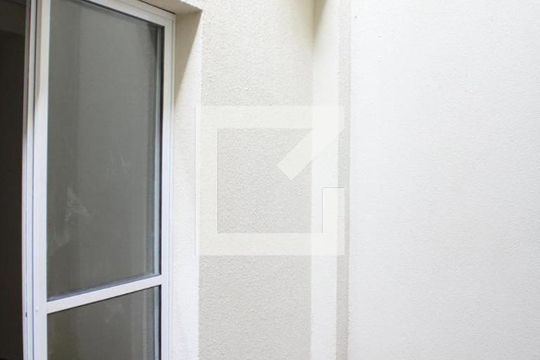 Banheiro de kitnet/studio para alugar com 1 quarto, 53m² em Jardim Analia Franco, São Paulo
