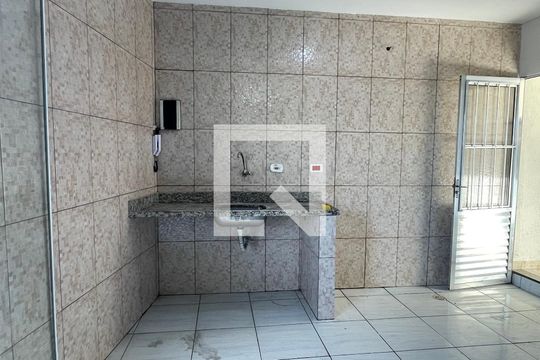 Cozinha de apartamento para alugar com 2 quartos, 64m² em Parque Flamengo, Guarulhos