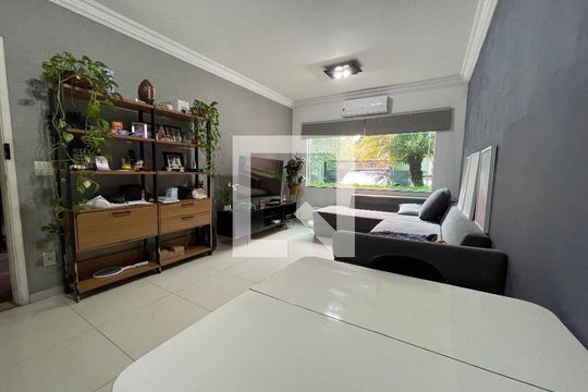 Casa à venda com 2 quartos, 95m² em Jardim Ester, São Paulo