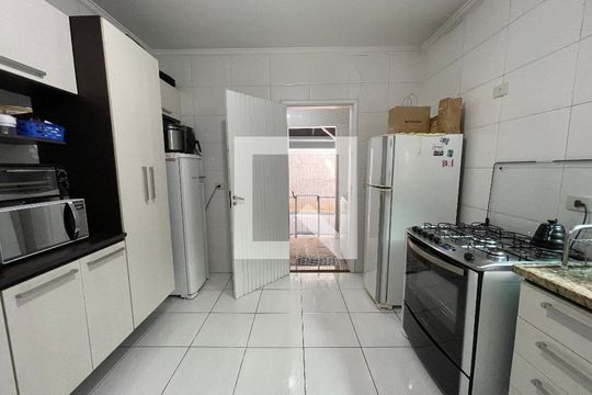 Cozinha de casa à venda com 2 quartos, 95m² em Jardim Ester, São Paulo