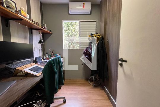 Quarto 2 de casa à venda com 2 quartos, 95m² em Jardim Ester, São Paulo