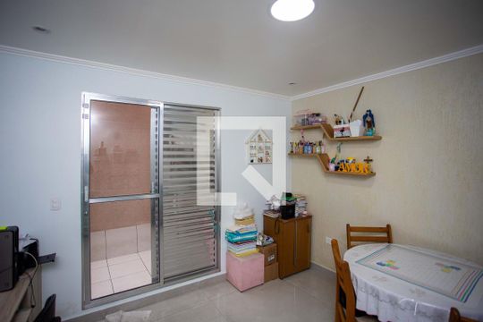 Quarto 1 de casa à venda com 3 quartos, 215m² em Taboão, Diadema