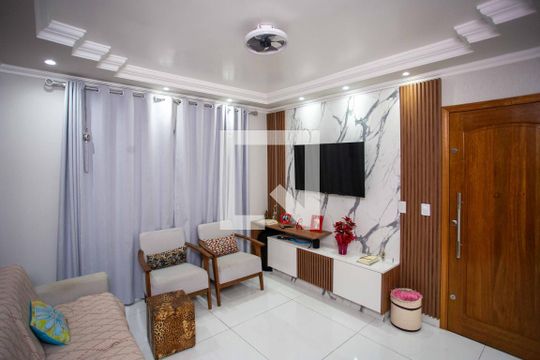 Sala  de casa à venda com 3 quartos, 215m² em Taboão, Diadema