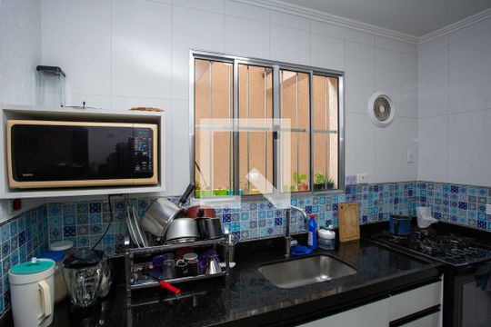Cozinha de casa à venda com 3 quartos, 215m² em Taboão, Diadema