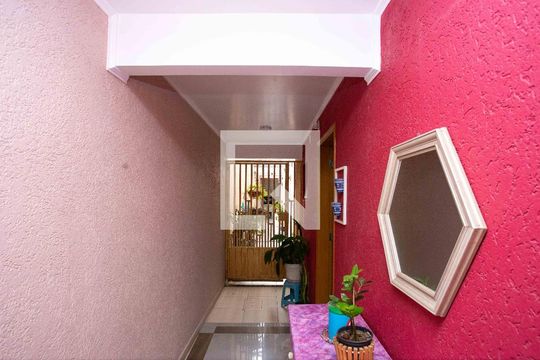 Área comum de casa à venda com 3 quartos, 215m² em Taboão, Diadema
